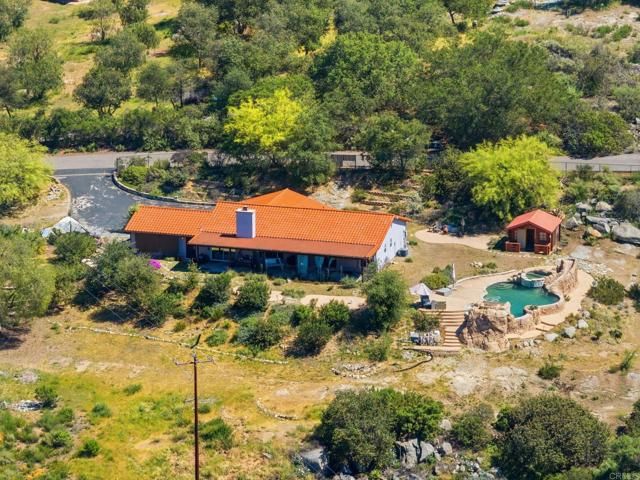 26940 Paradise Meadow Lane, Valley Center, CA 92082