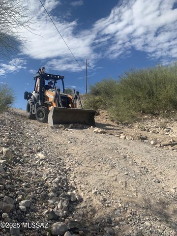 11640 S Lava Peak Road, Vail, AZ 85641