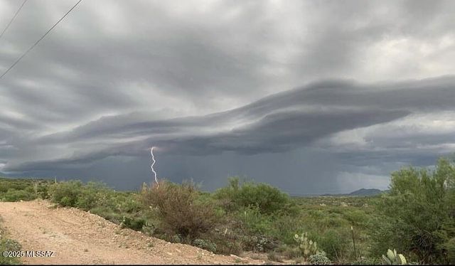 11640 S Lava Peak Road, Vail, AZ 85641