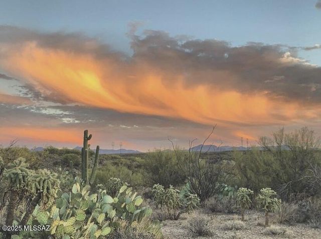 11640 S Lava Peak Road, Vail, AZ 85641