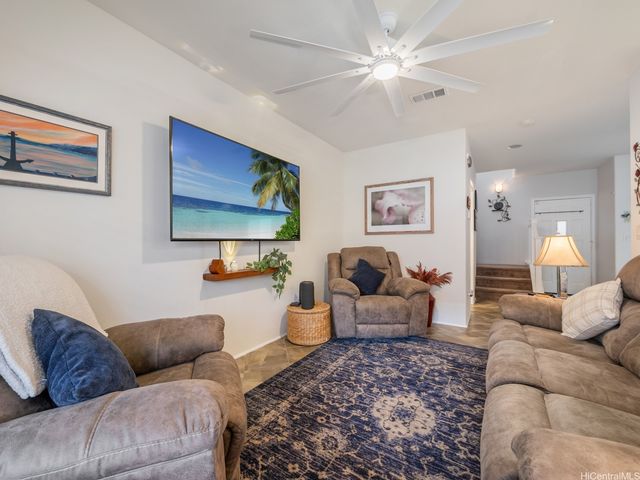 91-1025 Kaileolea Drive J3, Ewa Beach, HI 96706