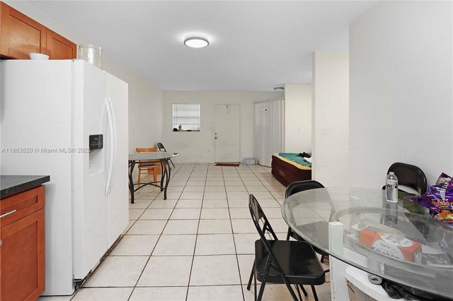 514 NW 7th Ave, Florida City, FL 33034