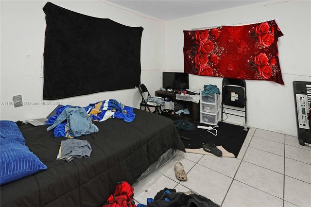 514 NW 7th Ave, Florida City, FL 33034