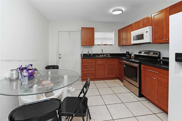 514 NW 7th Ave, Florida City, FL 33034