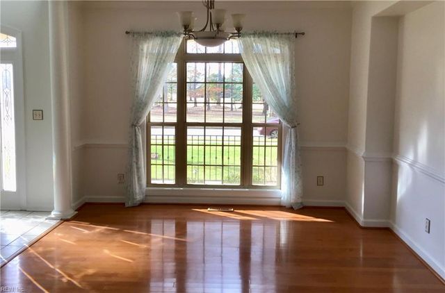 109 Green Spring DR, Suffolk, VA 23435
