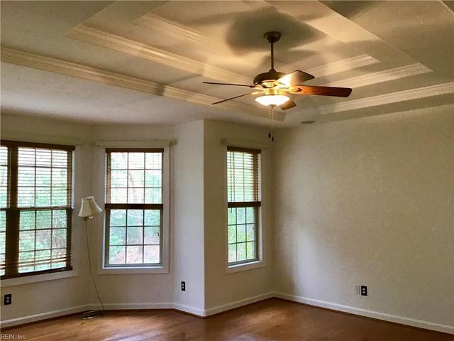 109 Green Spring DR, Suffolk, VA 23435