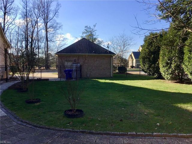 109 Green Spring DR, Suffolk, VA 23435