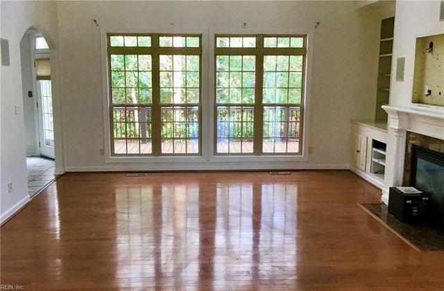 109 Green Spring DR, Suffolk, VA 23435
