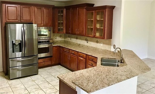 109 Green Spring DR, Suffolk, VA 23435