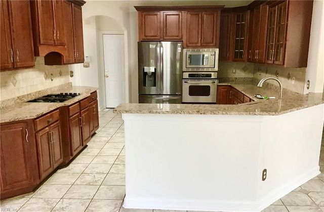 109 Green Spring DR, Suffolk, VA 23435