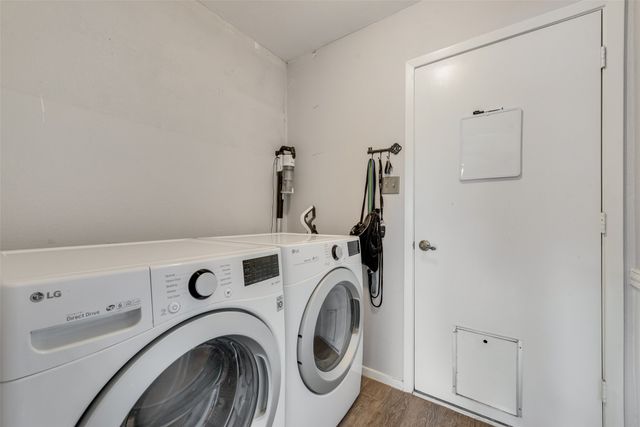 449 Meadowhill Drive, Benbrook, TX 76126