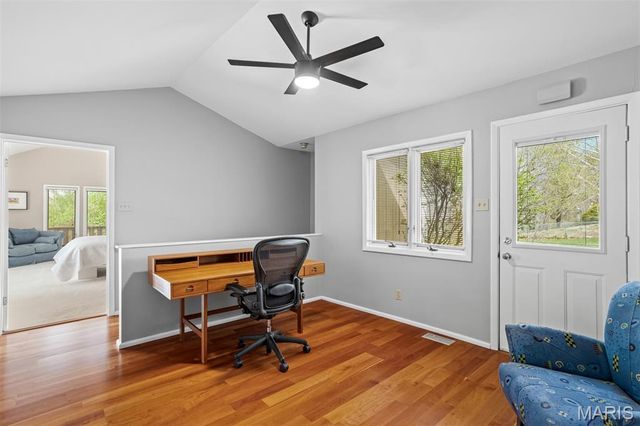 27 Chesterton Lane, Chesterfield, MO 63017