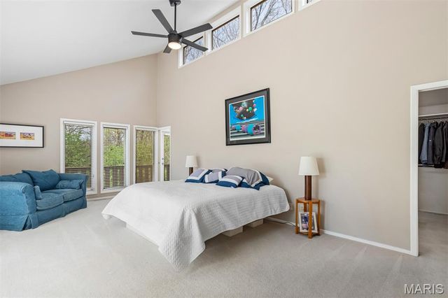 27 Chesterton Lane, Chesterfield, MO 63017