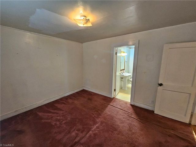 3021 Branderwood Drive, Greensboro, NC 27406