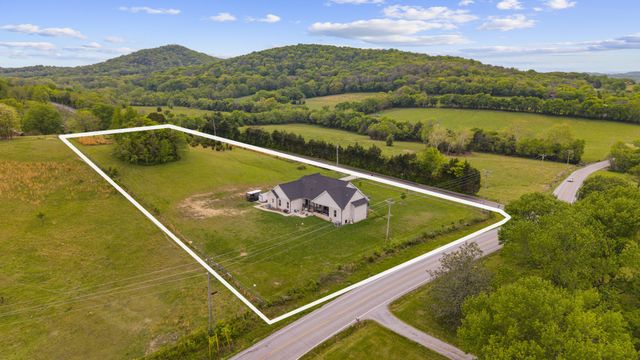 2625 Shop Springs Rd, Watertown, TN 37184
