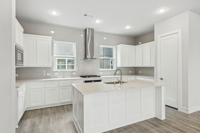 2468 Carmelita Street, Dallas, TX 75212