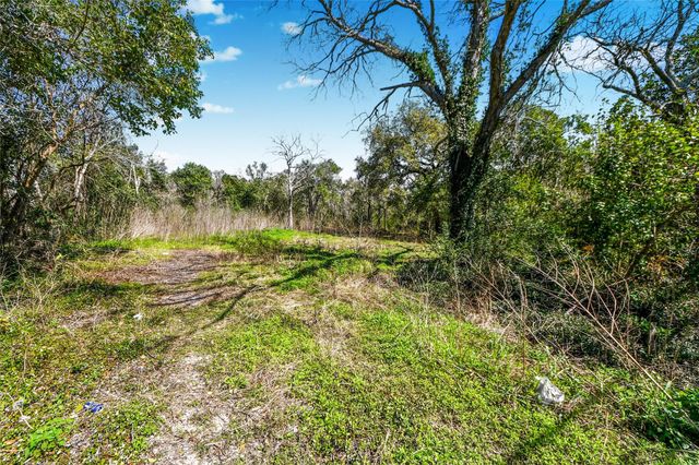 524 N Oak Street, Texas City, TX 77591