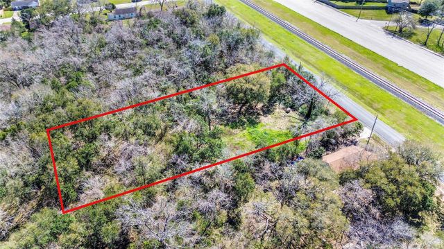 524 N Oak Street, Texas City, TX 77591