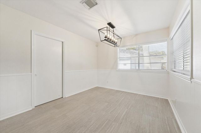 4115 Elderwood Drive, Taylor Lake Village, TX 77586