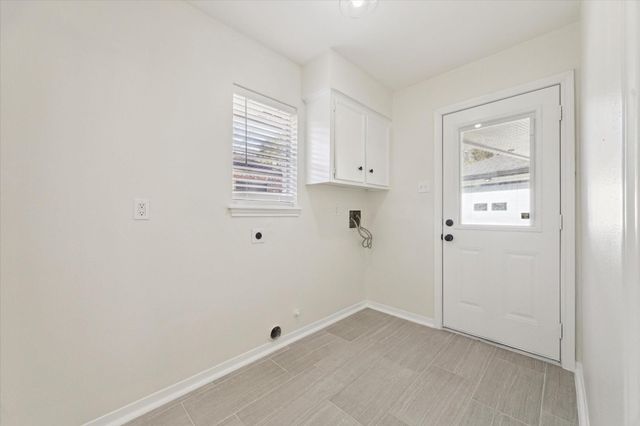 4115 Elderwood Drive, Taylor Lake Village, TX 77586