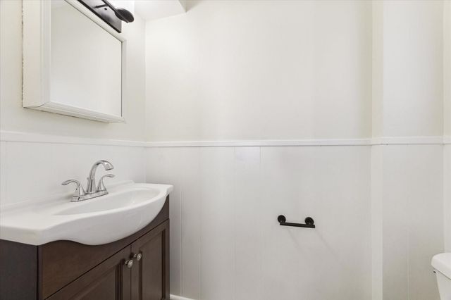 4115 Elderwood Drive, Taylor Lake Village, TX 77586