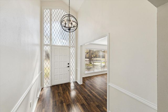 4115 Elderwood Drive, Taylor Lake Village, TX 77586