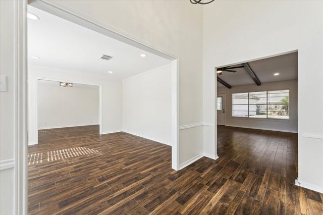 4115 Elderwood Drive, Taylor Lake Village, TX 77586