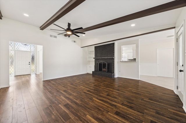 4115 Elderwood Drive, Taylor Lake Village, TX 77586