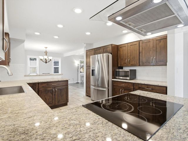 8074 W Brook Drive, Littleton, CO 80128