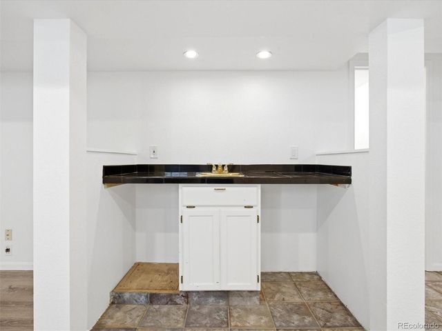 8074 W Brook Drive, Littleton, CO 80128
