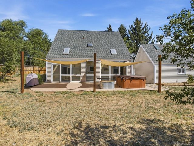 8074 W Brook Drive, Littleton, CO 80128
