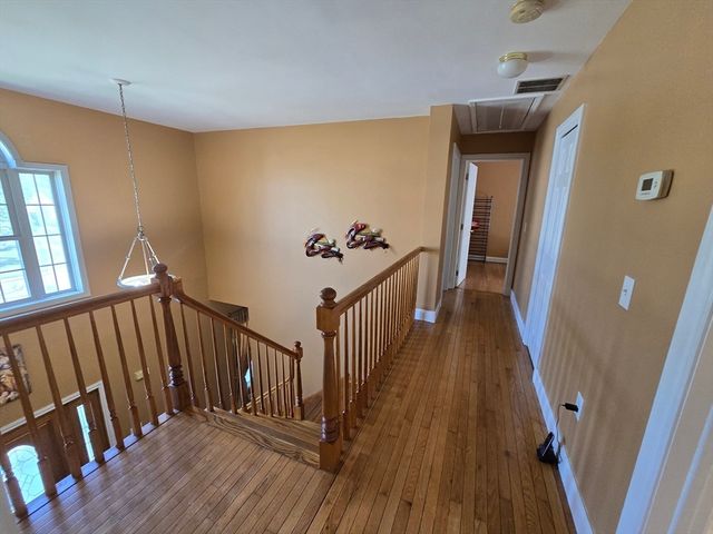 4 Panarelli Way, Webster, MA 01570