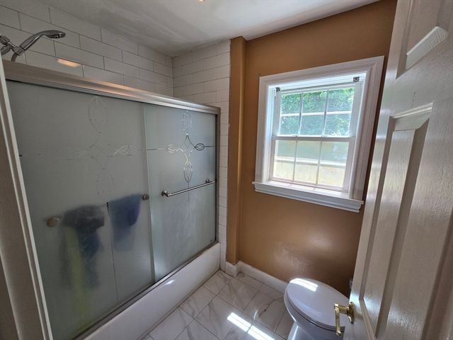 4 Panarelli Way, Webster, MA 01570