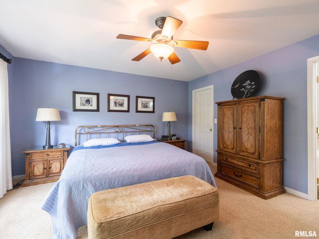 4104 S LAKE CAMELOT Drive, Mapleton, IL 61547