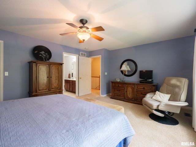 4104 S LAKE CAMELOT Drive, Mapleton, IL 61547