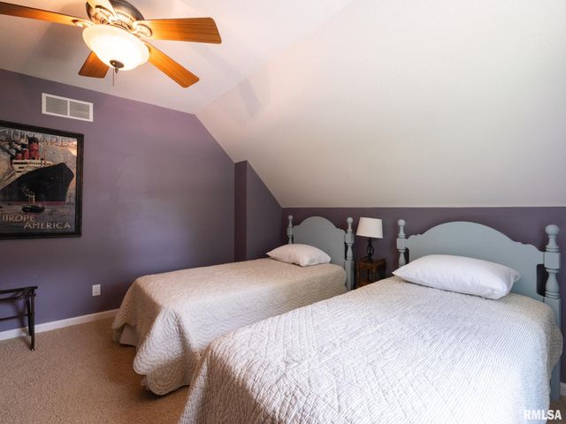 4104 S LAKE CAMELOT Drive, Mapleton, IL 61547