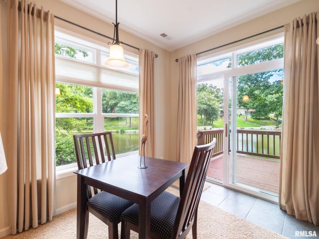 4104 S LAKE CAMELOT Drive, Mapleton, IL 61547