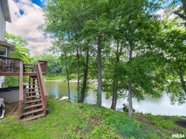 4104 S LAKE CAMELOT Drive, Mapleton, IL 61547