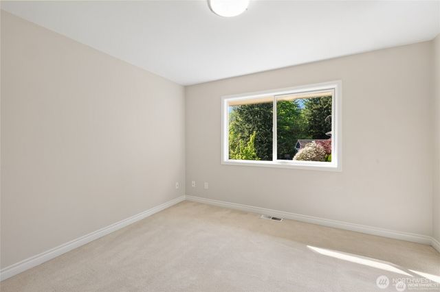 8144 W Mercer Way, Mercer Island, WA 98040