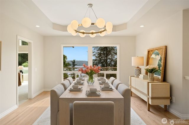 8144 W Mercer Way, Mercer Island, WA 98040