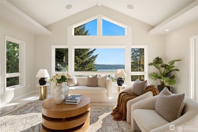 8144 W Mercer Way, Mercer Island, WA 98040