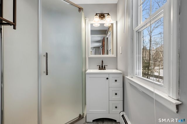 5 West Woods Road, Burlington, CT 06013