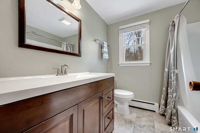 5 West Woods Road, Burlington, CT 06013