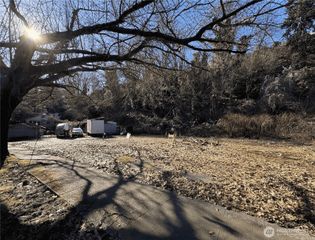 2121 Aurora Avenue N, Seattle, WA 98109