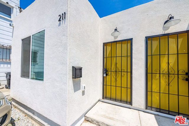 4626 Wall Street, Los Angeles, CA 90011