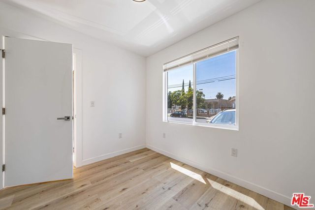 4626 Wall Street, Los Angeles, CA 90011