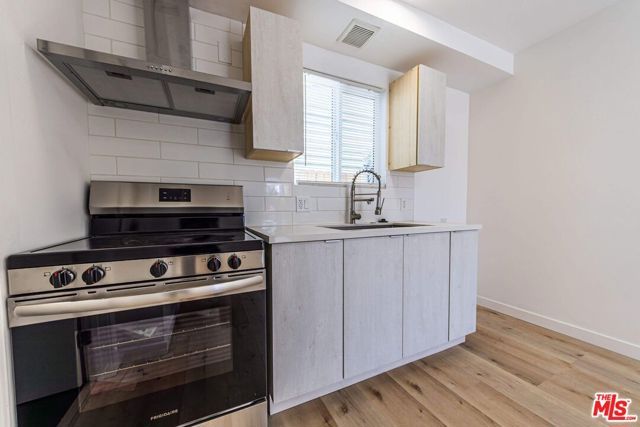 4626 Wall Street, Los Angeles, CA 90011