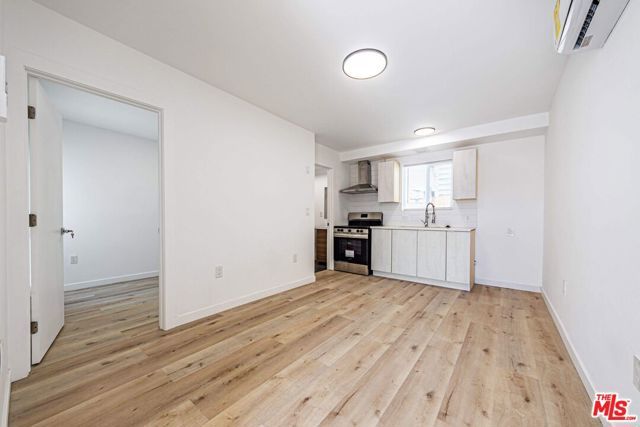 4626 Wall Street, Los Angeles, CA 90011