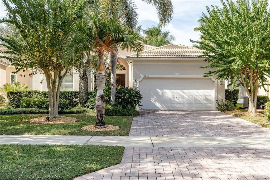 5730 E Sunberry Cir, Fort Pierce, FL 34951