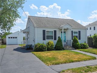 335 Evergreen Street, Pawtucket, RI 02861